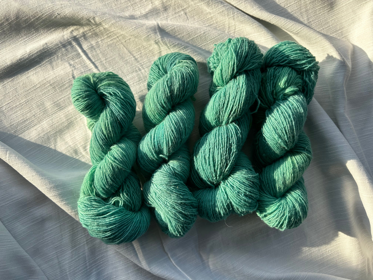 “Salto” Hand Dyed Yarn